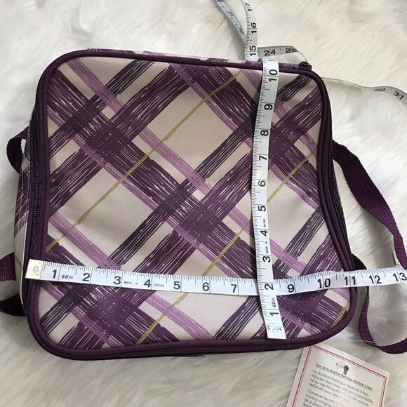 Thirty One 31 Perfect Potluck Plum Plaid Square Thermal Casserole Carrier - Picture 4 of 6